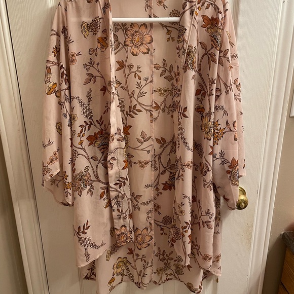 Maurices Plus Size Kimono - Picture 2 of 6